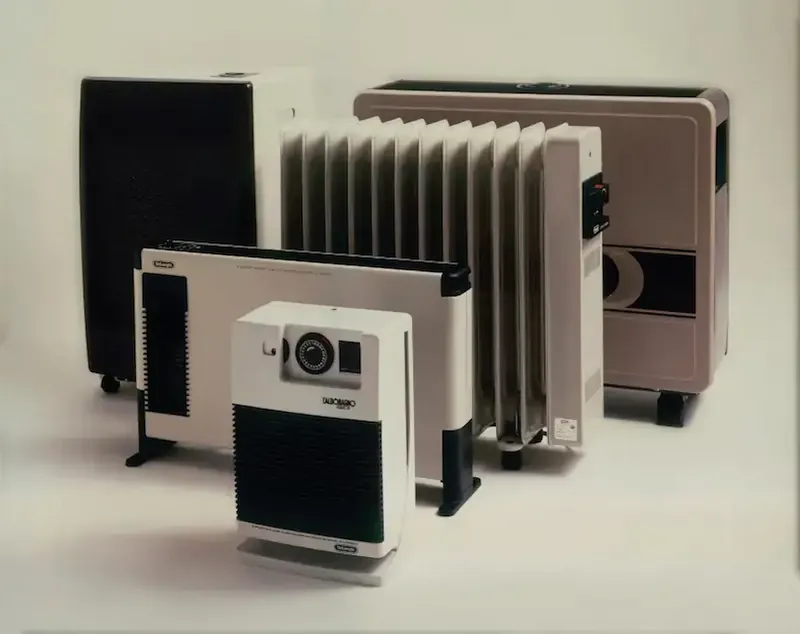 DeLonghi: 1950-1990 годы. — Расширение инженерной и производственной базы, приход Джузеппе Де'Лонг