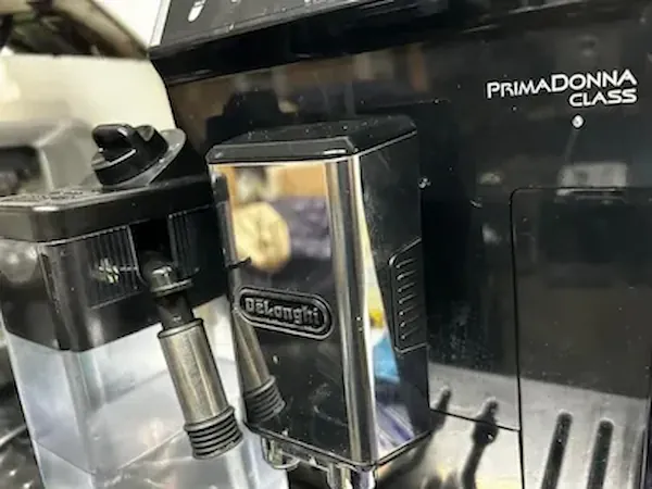 Пример ремонта кофемашины DeLonghi из портфолио работ