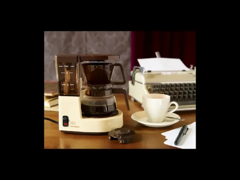 Melitta: 1980-е — 2000-е годы. — Выход на рынок бытовой техники. Бренд запустил производство капельных